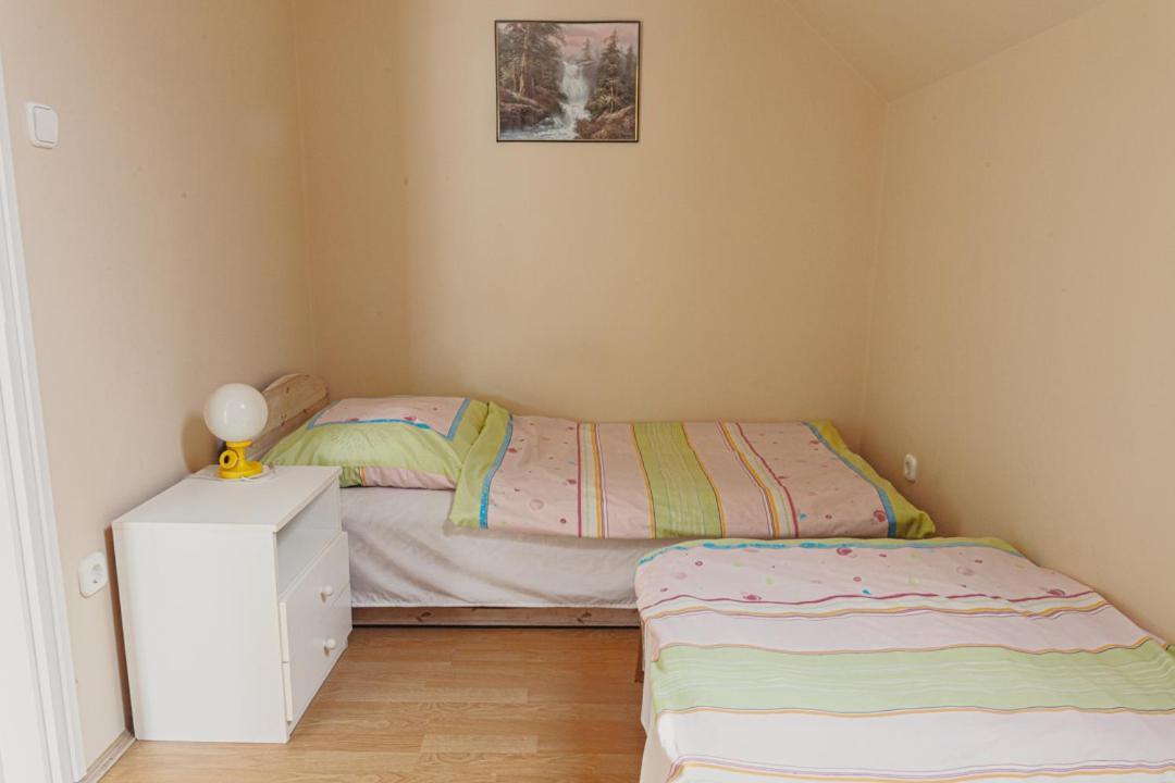 Bianka Apartman Balatonlelle Exterior photo